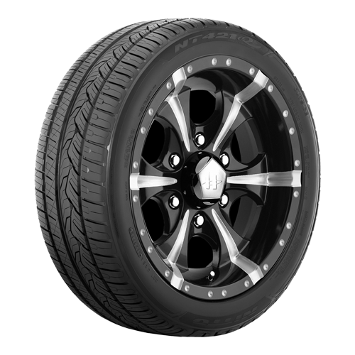 Nitto NT421Q 235/55R18 104V XL 28.1 - 210680