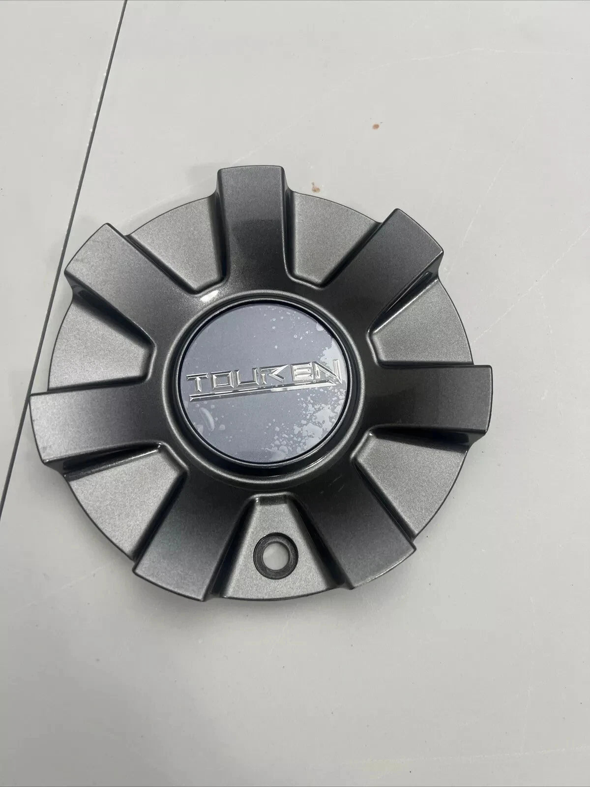 CAP - PLASTIC GUNMETAL CAP FOR 3260 16'/17'